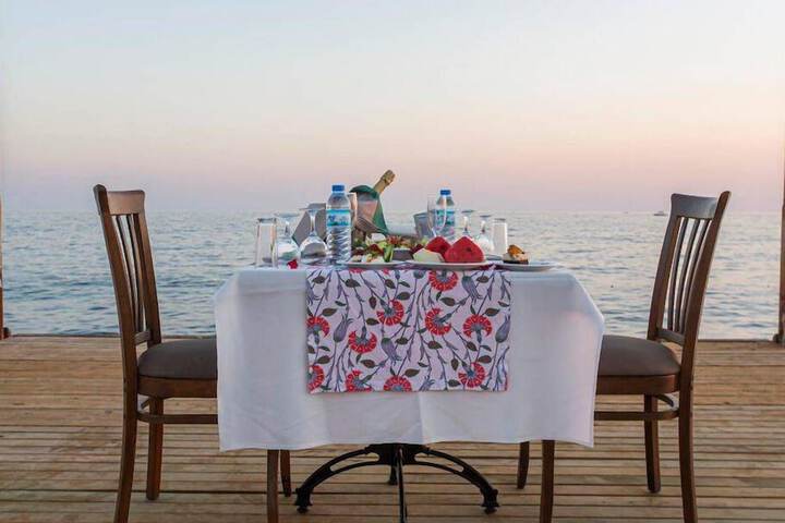 Dining 46 of 73