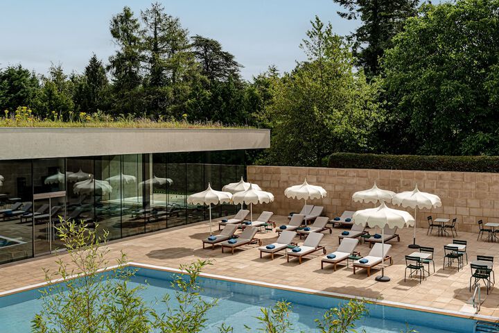 Pool 80 of 136