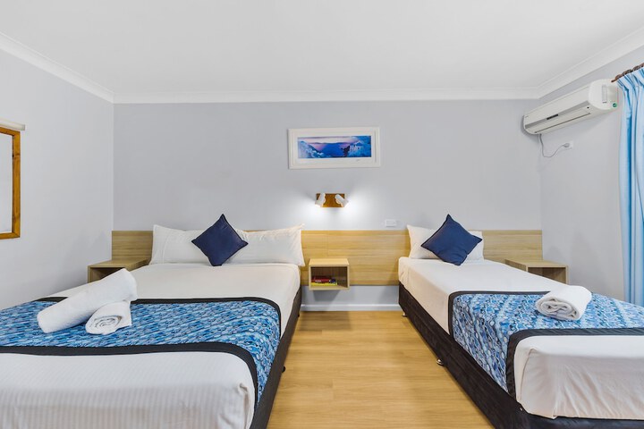 Room 26 of 105