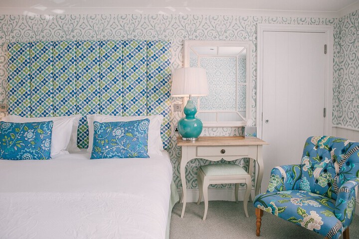 Room 37 of 131