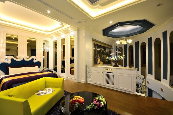Room 3 of 57