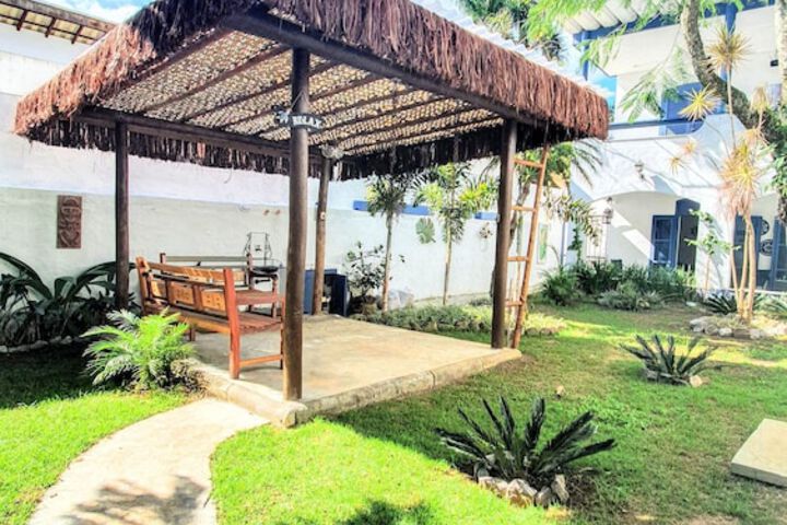 Hotel Exterior 44 of 53