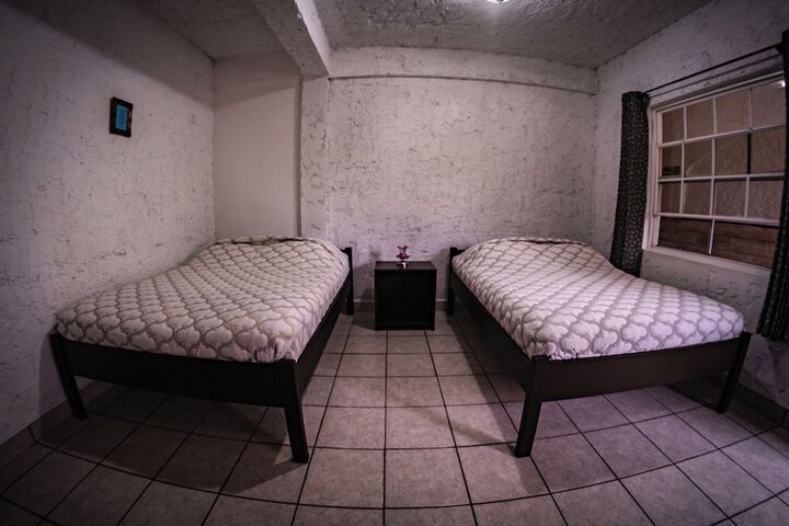 Room 26 of 64
