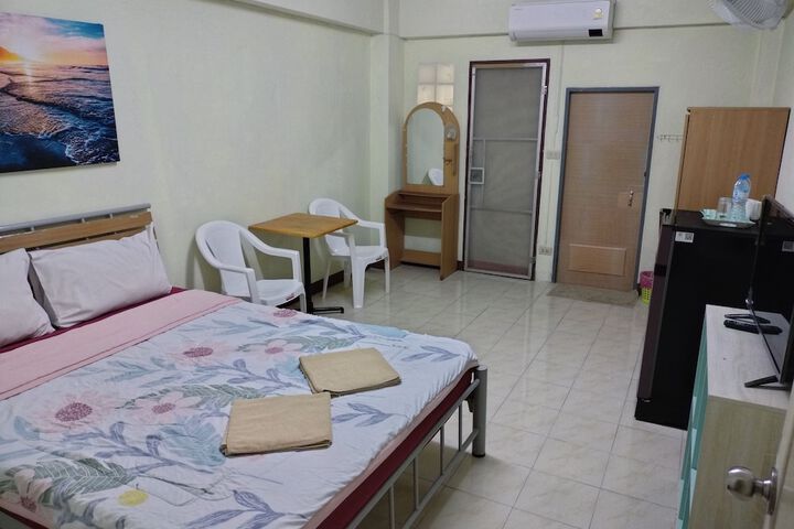 Room 15 of 46