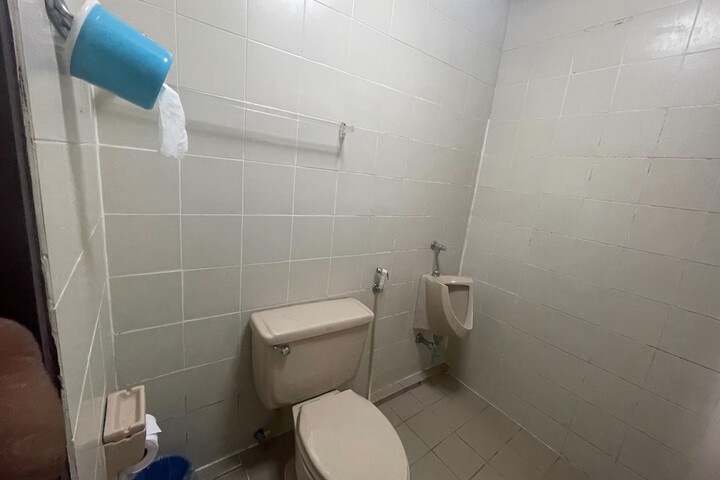 Room 55 of 58