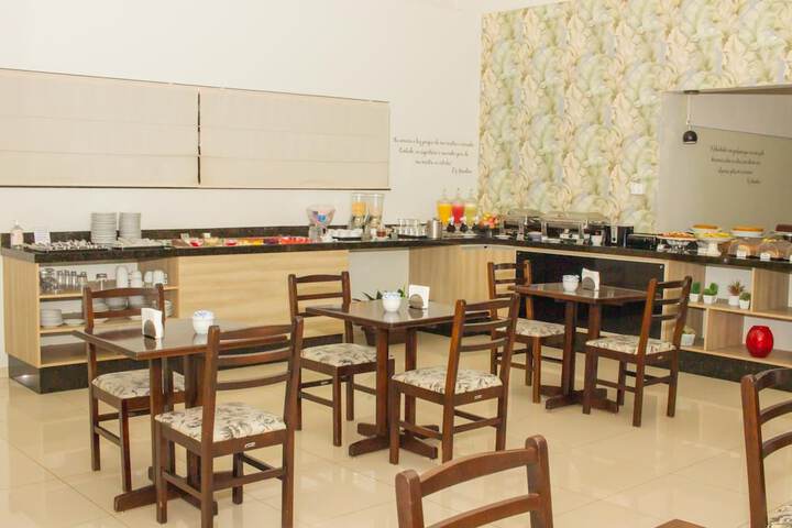 Dining 52 of 67