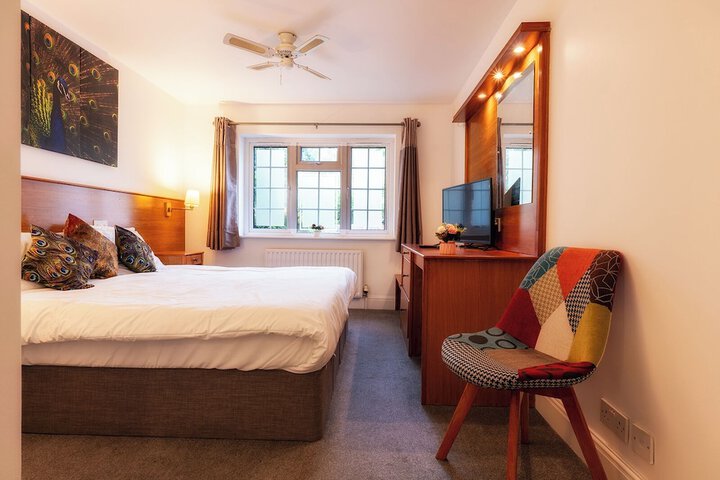 Room 5 of 15