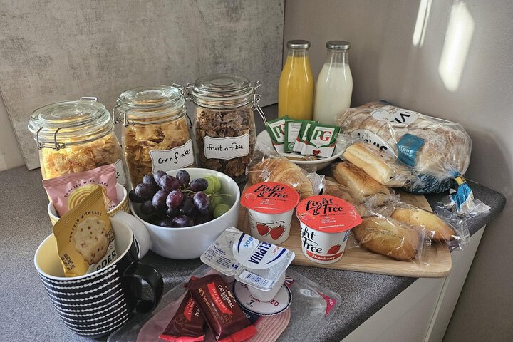 Breakfast/Coffee Service 13 of 15