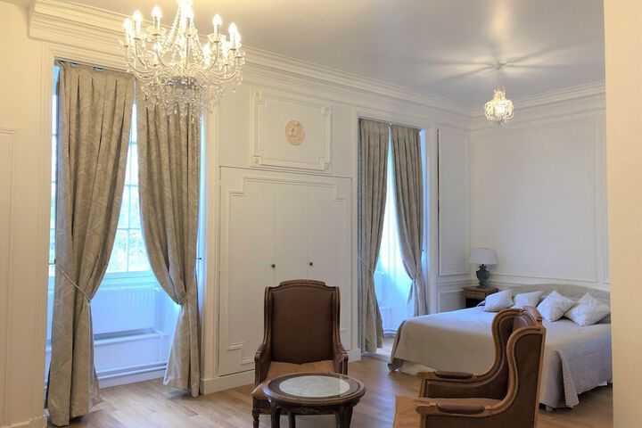 Room 53 of 93