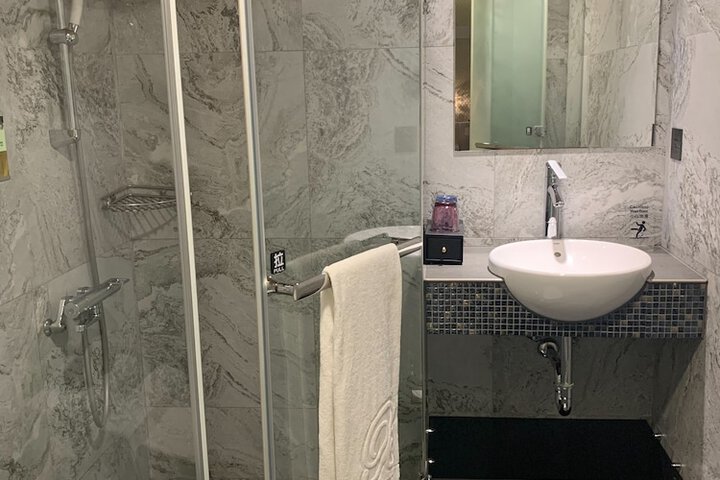 Room 55 of 60