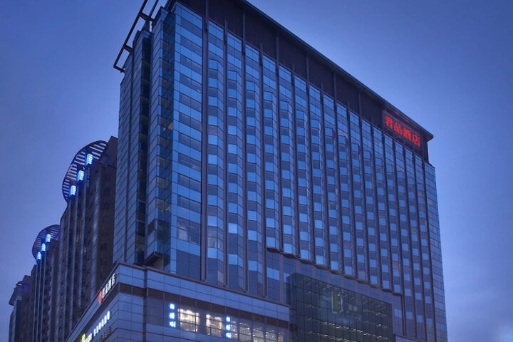 Hotel 131 of 133