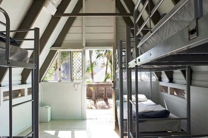 Room 10 of 51