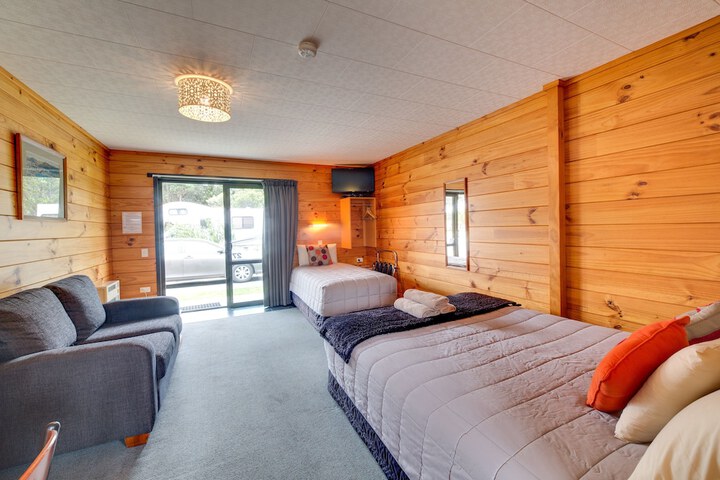 Room 14 of 59