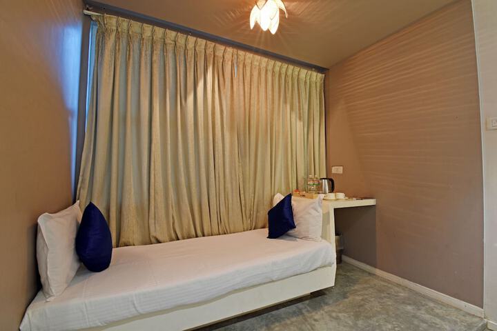 Room 13 of 47