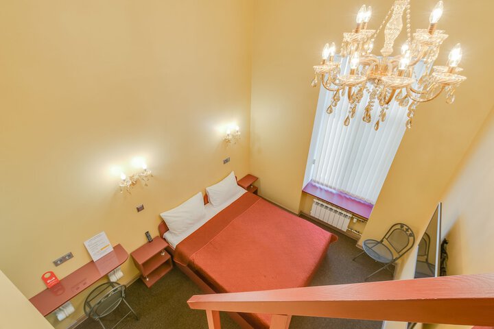 Room 34 of 69