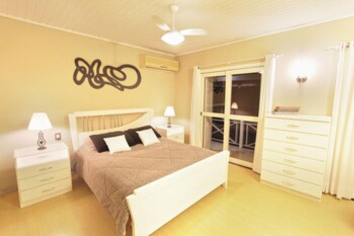 Room 14 of 19