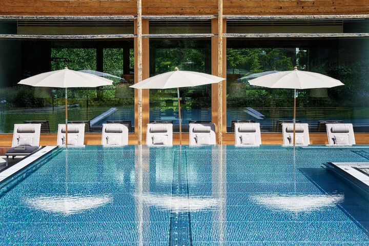 Pool 70 of 172