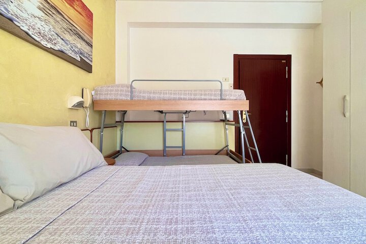 Room 19 of 87