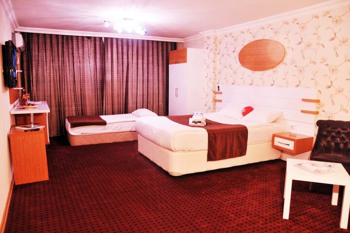Room 5 of 36