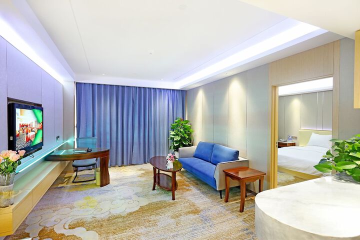 Room 9 of 44