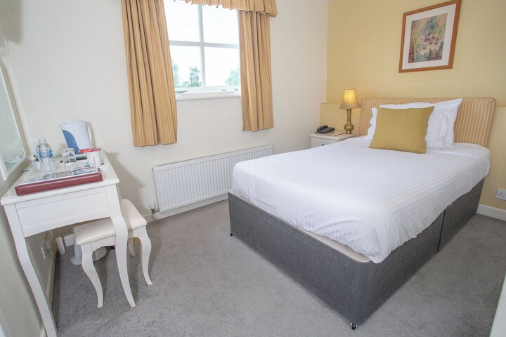 Room 16 of 52