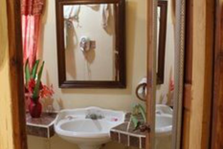 Room 4 of 47