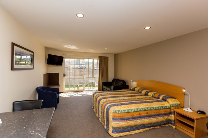 Room 5 of 35