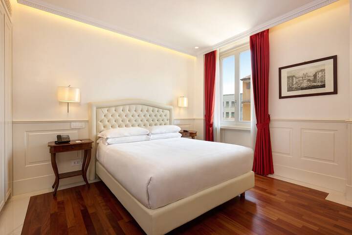 Room 30 of 83