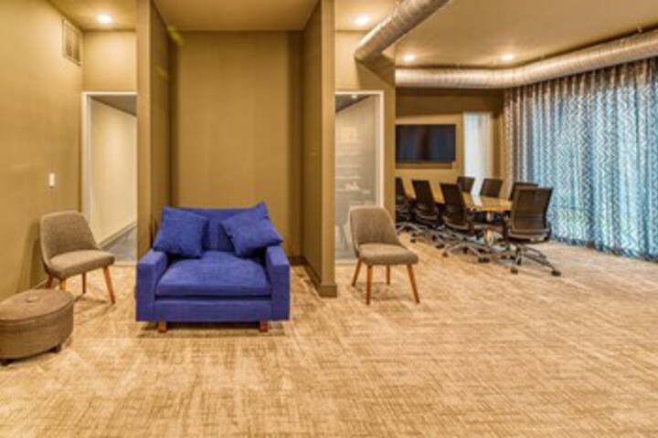 Hotel Interior 139 of 283