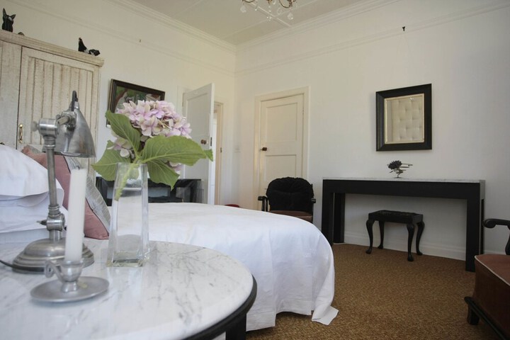 Room 20 of 108
