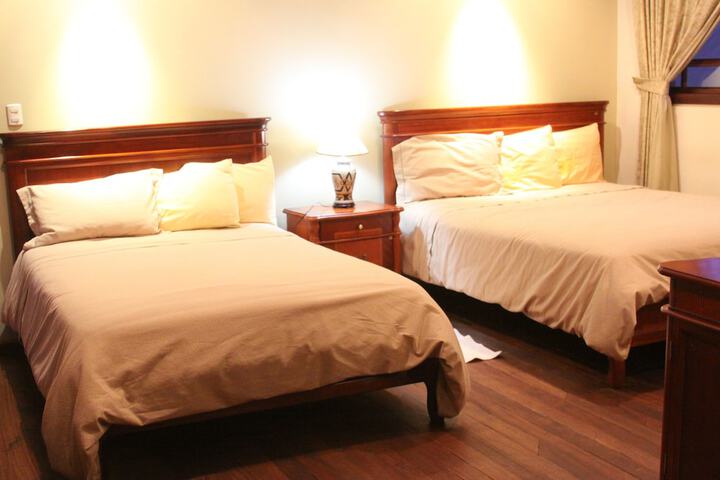 Room 6 of 31