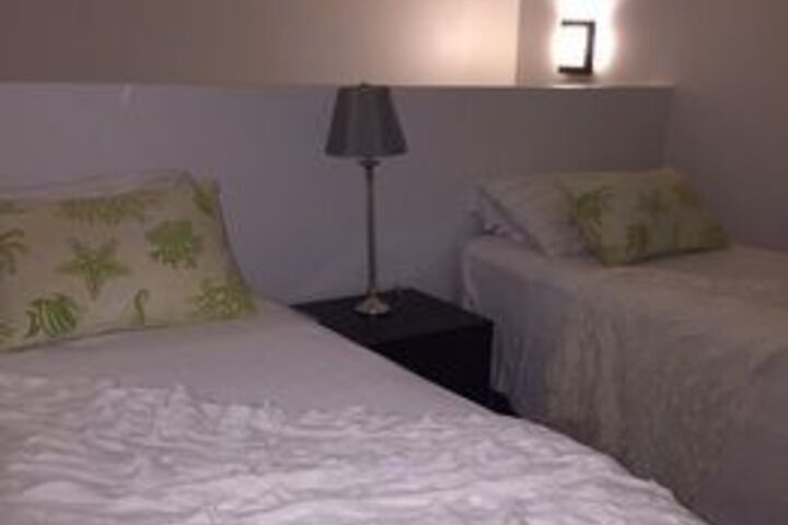 Room 6 of 26