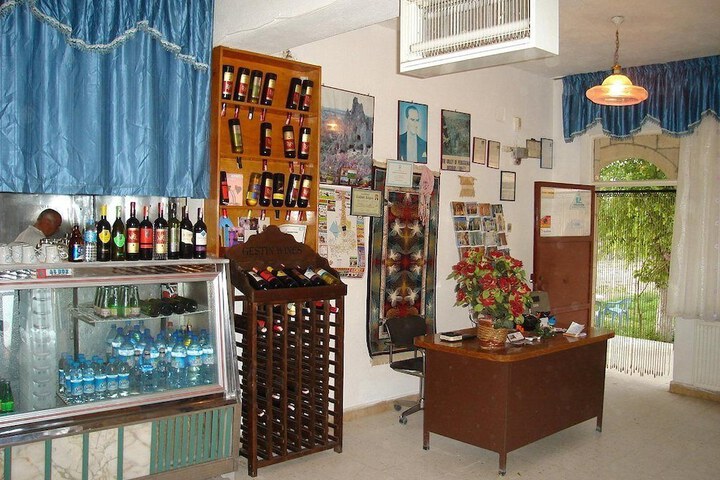 Gift Shop 13 of 32