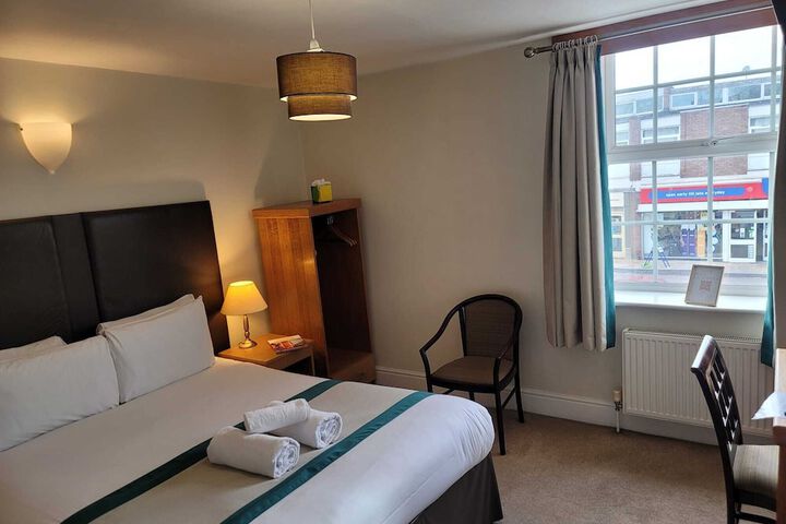 Room 14 of 43
