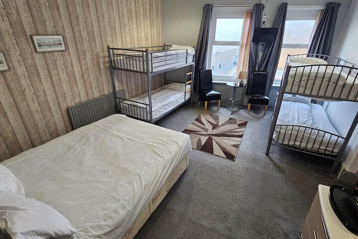 Room 30 of 51