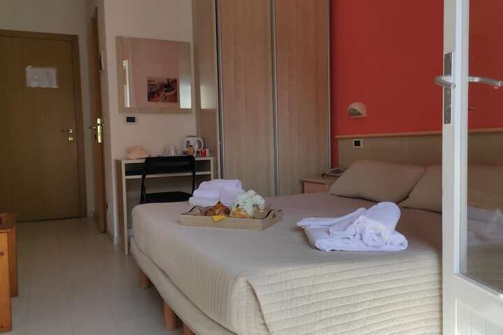 Room 17 of 71