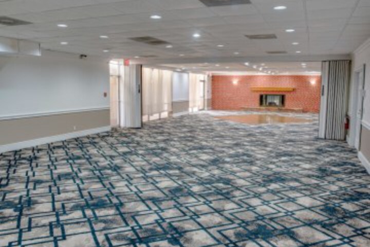 Ballroom/Hall 41 of 51