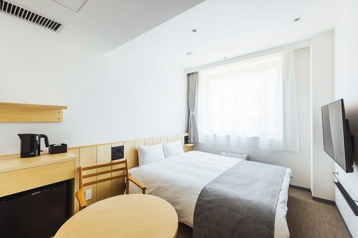 Room 30 of 132