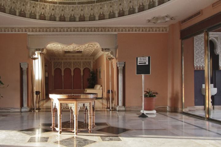Hotel Lobby
