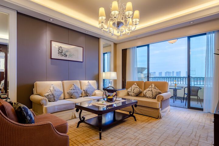 Room 21 of 65