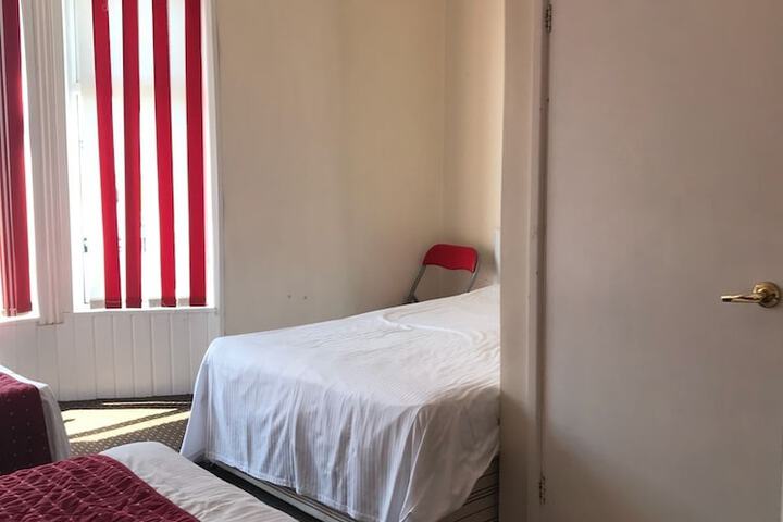 Room 7 of 45