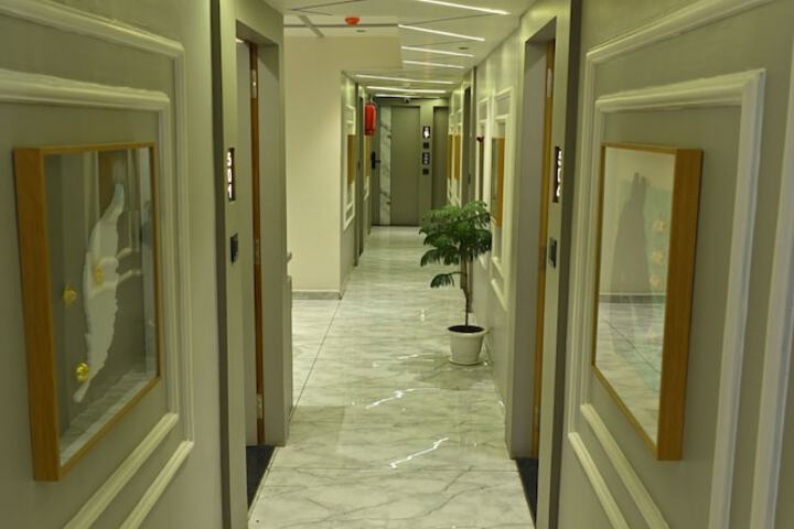 Hotel Interior 5 of 36