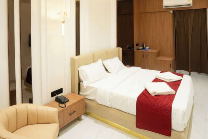 Room 2 of 59