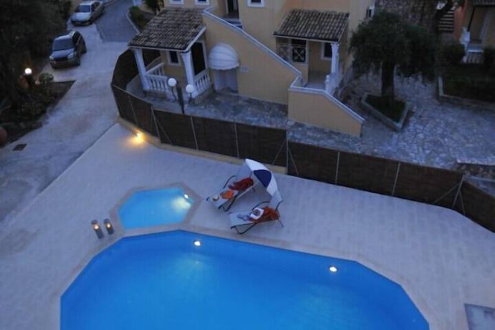 Pool Hotel