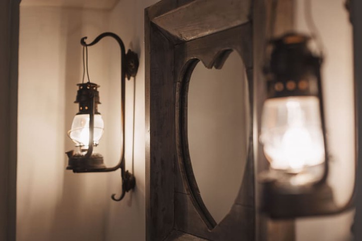 Room 20 of 153