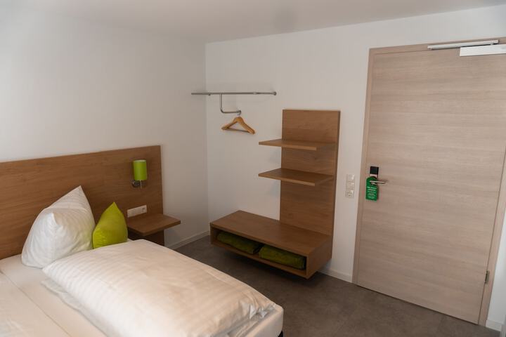 Room 14 of 47