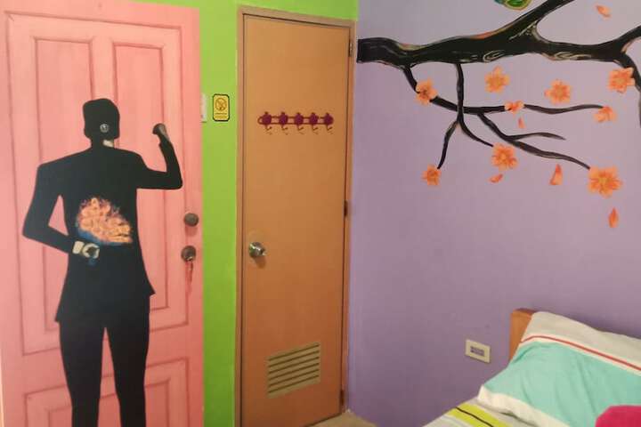 Room 37 of 85