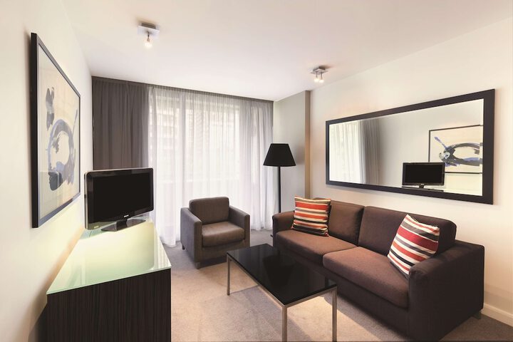 Room 26 of 39