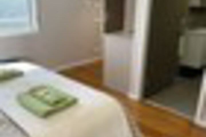 Room 47 of 123
