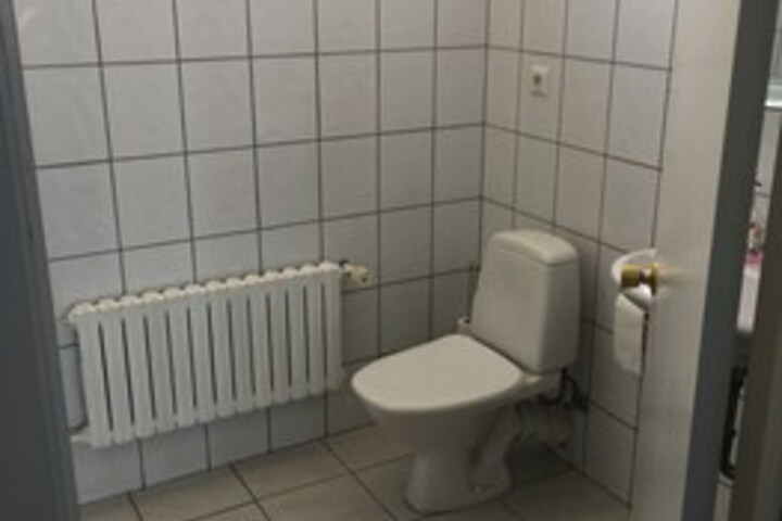 Room 5 of 49